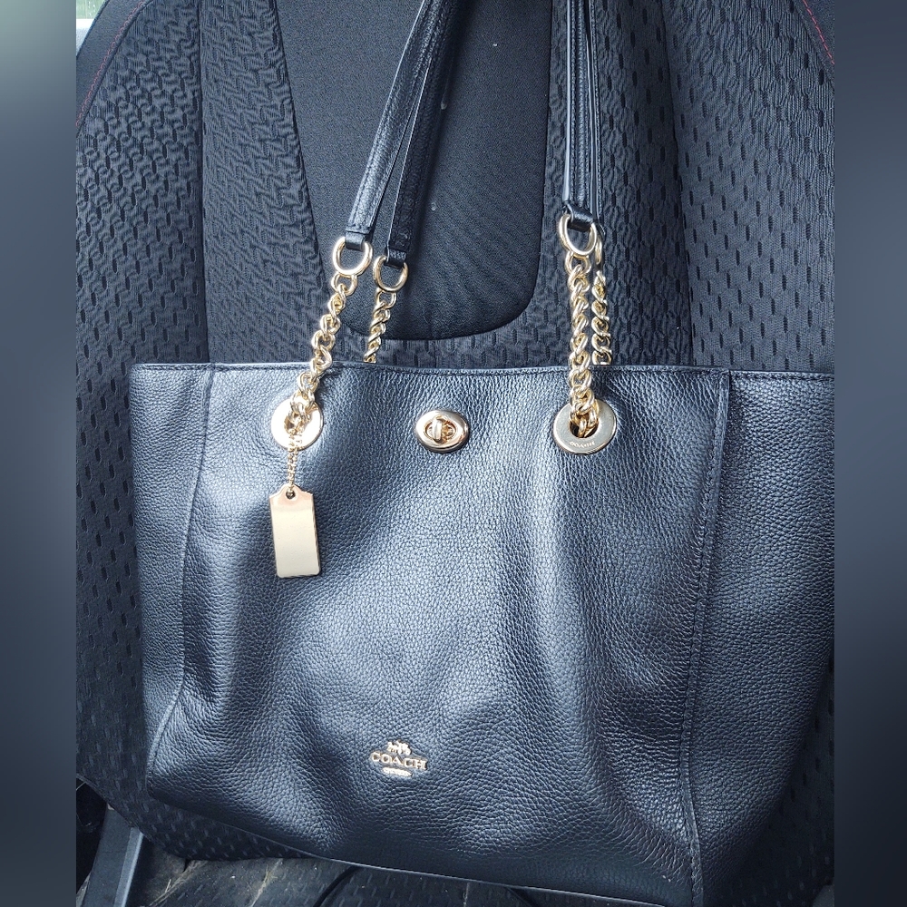 Coach shoulder bag